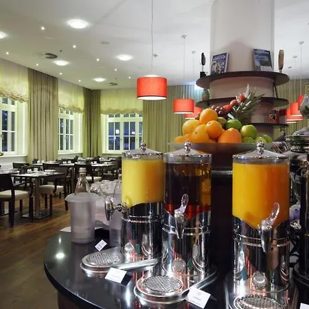 Hotel Courtyard By Marriott