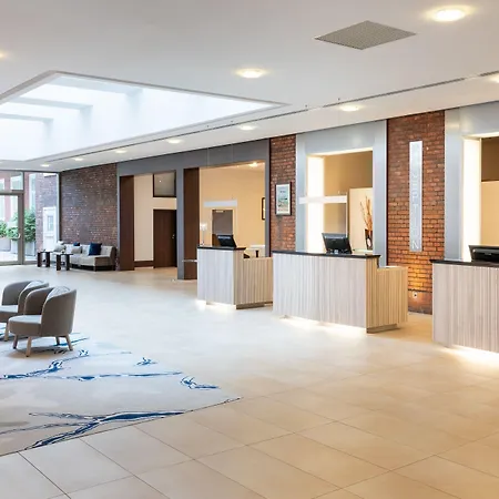 Hotel Courtyard By Marriott Brême