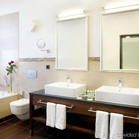 Hotel Courtyard By Marriott
