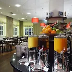 Hotel Courtyard By Marriott