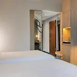 Courtyard By Marriott Hotel