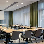 Courtyard By Marriott Hotel