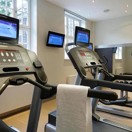 Courtyard By Marriott 4*