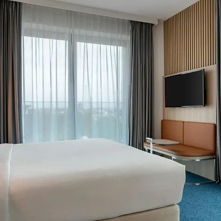 Courtyard By Marriott 4*