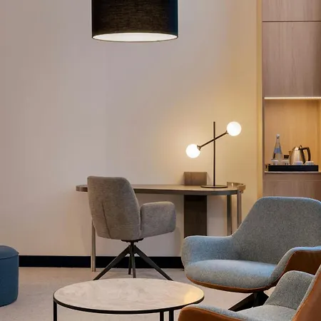 Courtyard By Marriott Hotel 4*