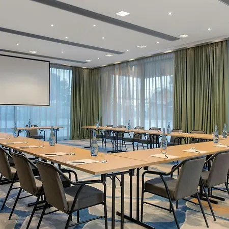 Courtyard By Marriott Hotel 4*