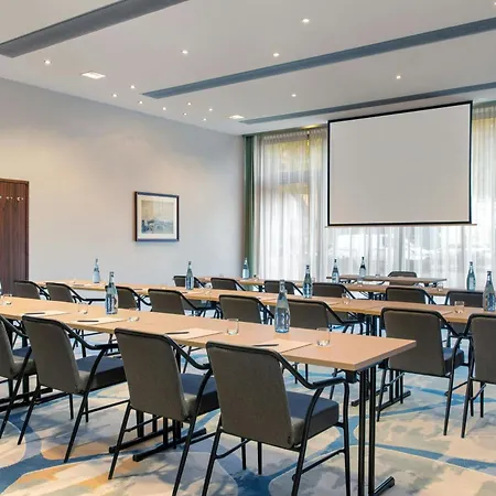 Courtyard By Marriott 4*