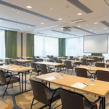 Courtyard By Marriott 4*