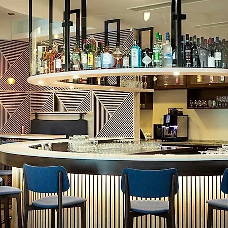 Hotel Courtyard By Marriott