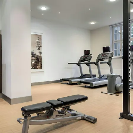 Courtyard By Marriott 4*