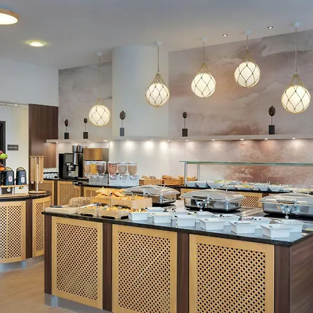 Courtyard By Marriott 4* Brema