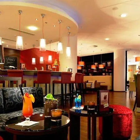 Courtyard By Marriott