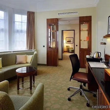 Hotel Courtyard By Marriott Brema