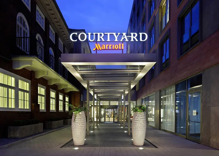 コートヤード バイ マリオット 4*