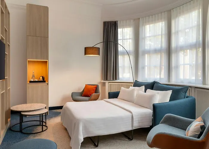 Courtyard By Marriott Otel 4*