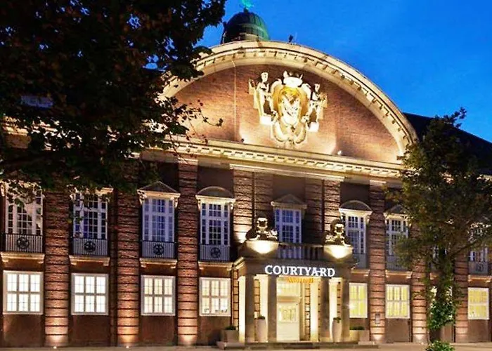 Hotel Courtyard By Marriott 4*